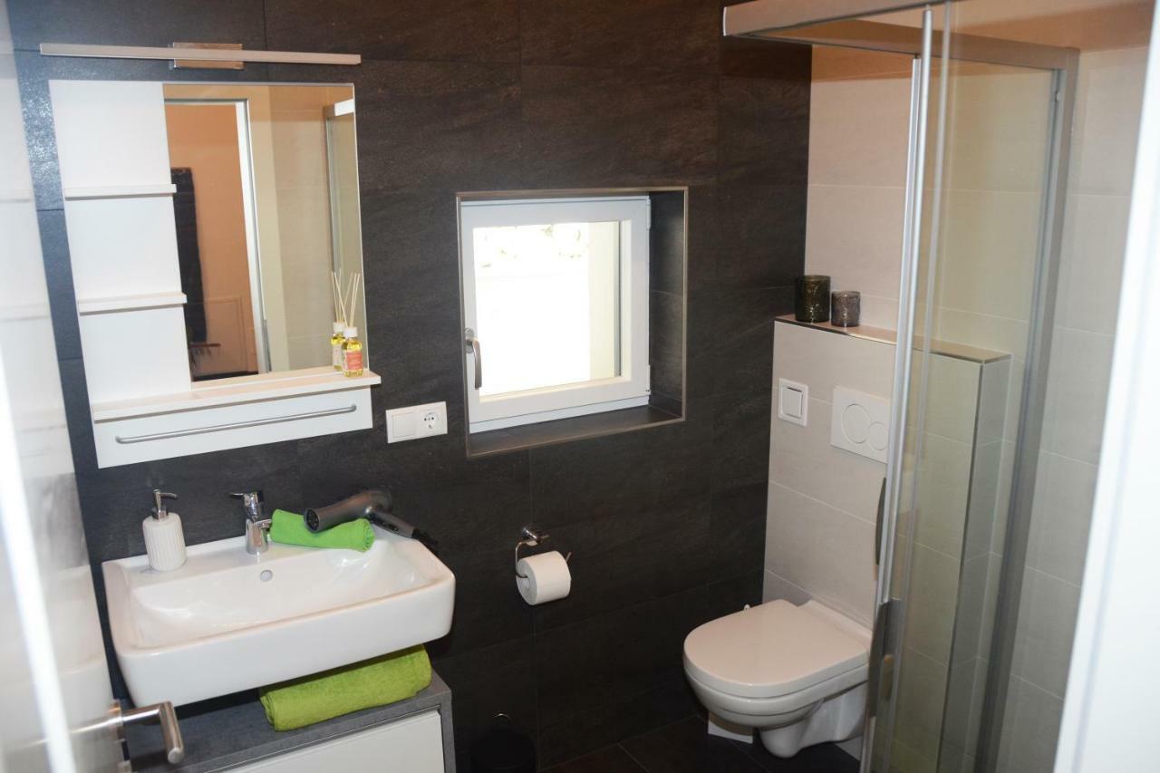 קיינס Apartment Zimat מראה חיצוני תמונה