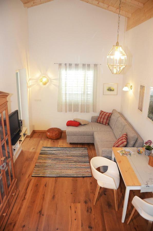 קיינס Apartment Zimat מראה חיצוני תמונה